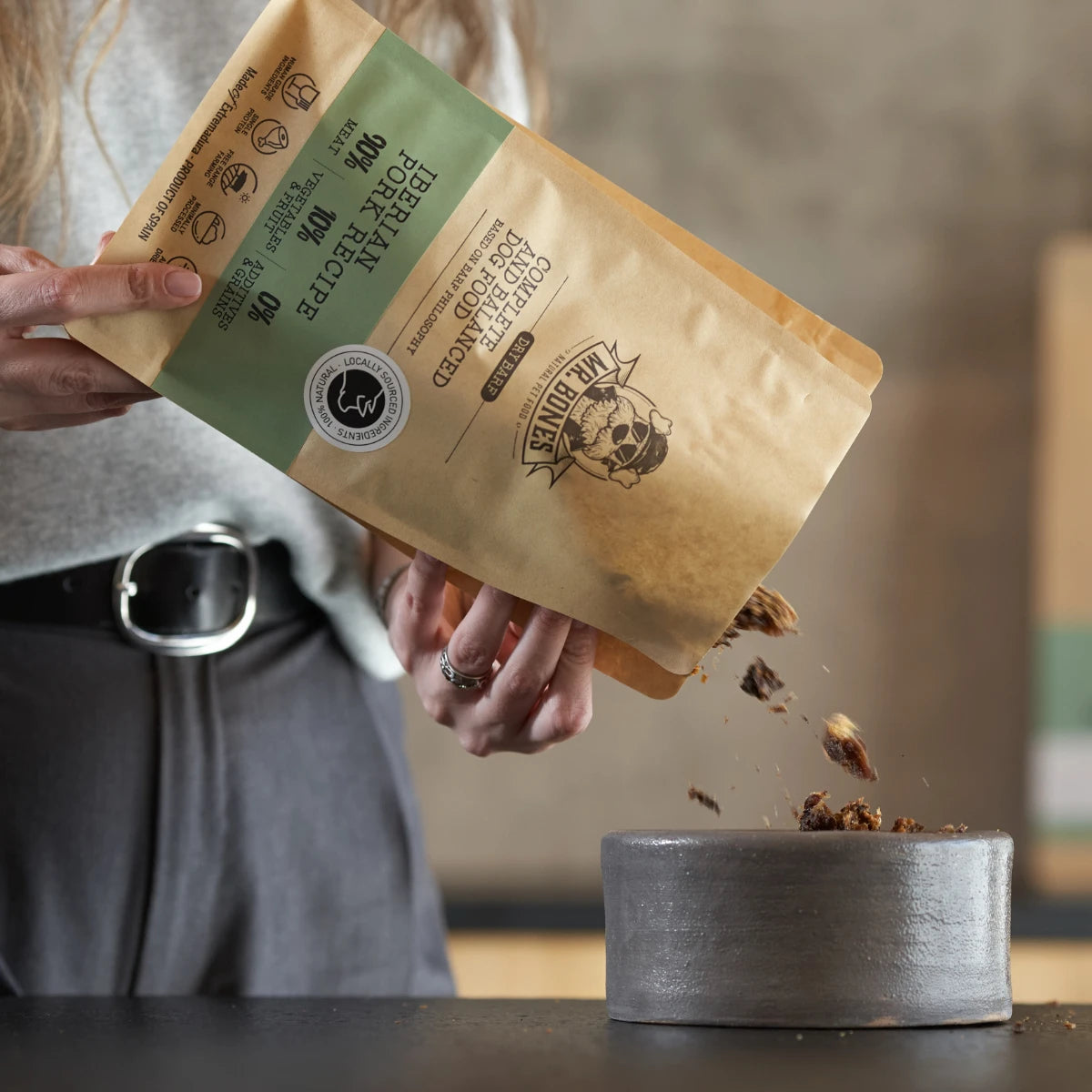 Comida deshidratada de cerdo ibérico para perro